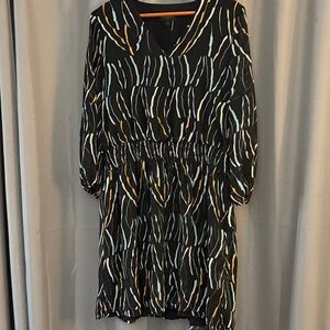 Donna Karan Black and Gold Patterned Long Sleeve Dress